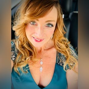 Meet your Posher, Valerie